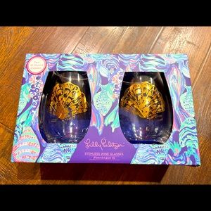Lilly Pulitzer stemless wine glasses. Set of 2. New in box.